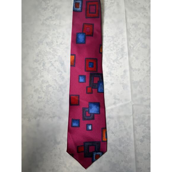 VINTAGE MENS HANOL NECK TIE Pink with Geometric Pattern 100% Silk - Picture 1 of 4